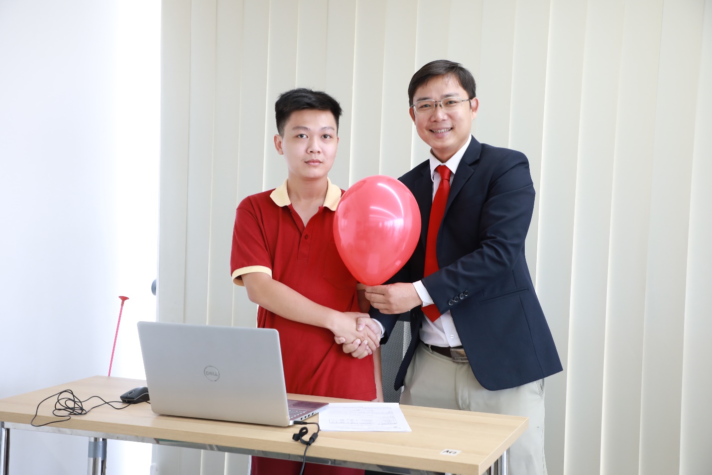Sôi nổi Hội thi Ươm mầm tài năng lập trình SIU 2020