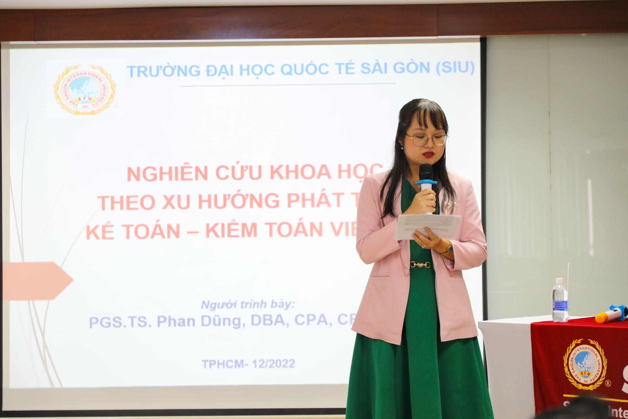 Khơi nguồn đam mê NCKH cho sinh viên