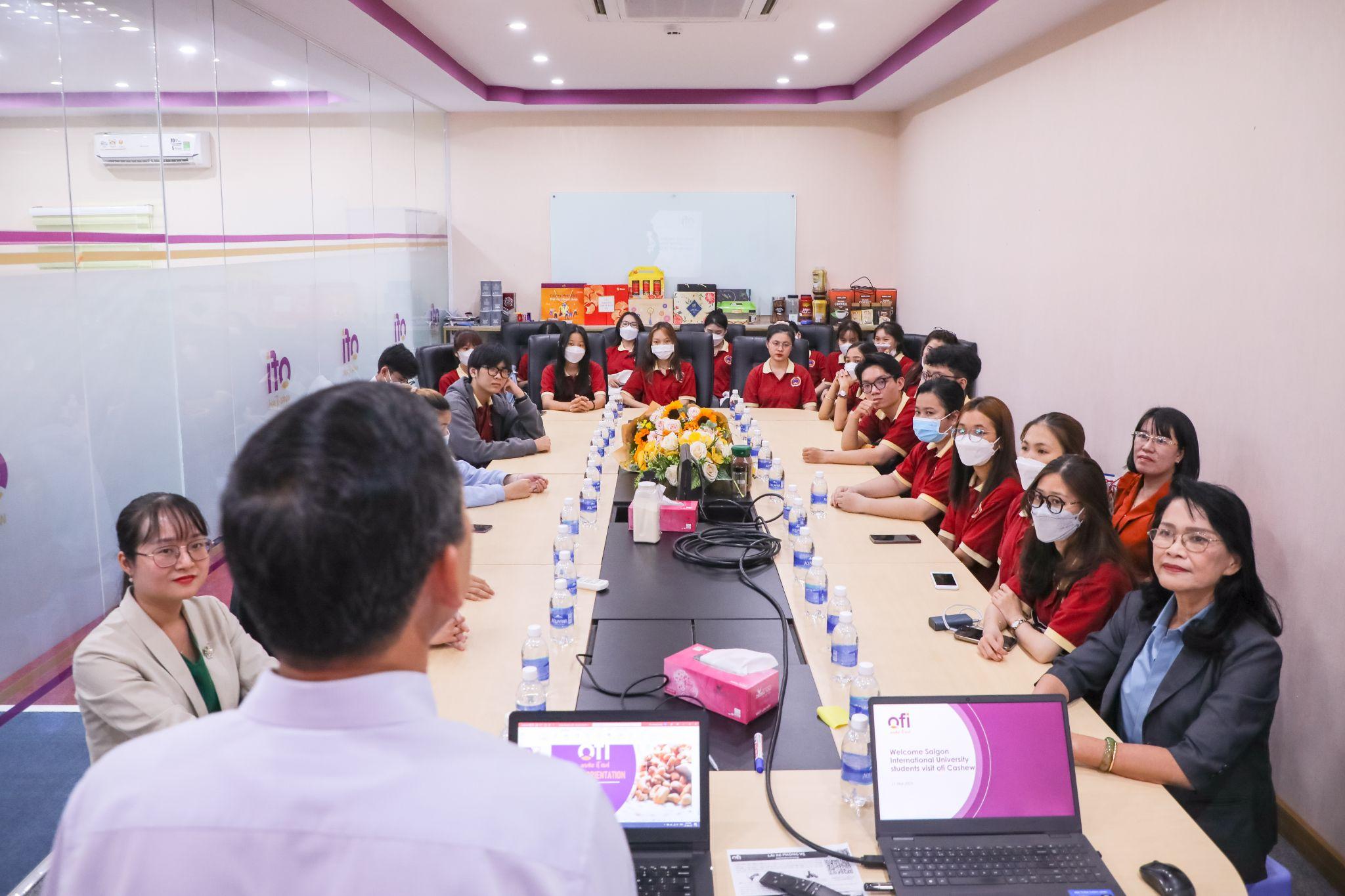 Buổi học “chi phí” đặc biệt tại nhà máy OLAM Việt Nam