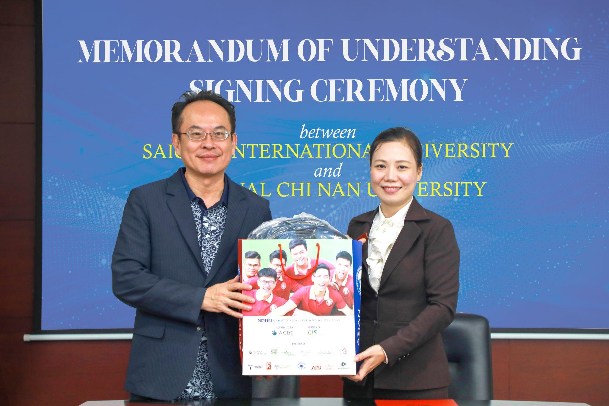 Lễ ký kết hợp tác giữa SIU và NCNU