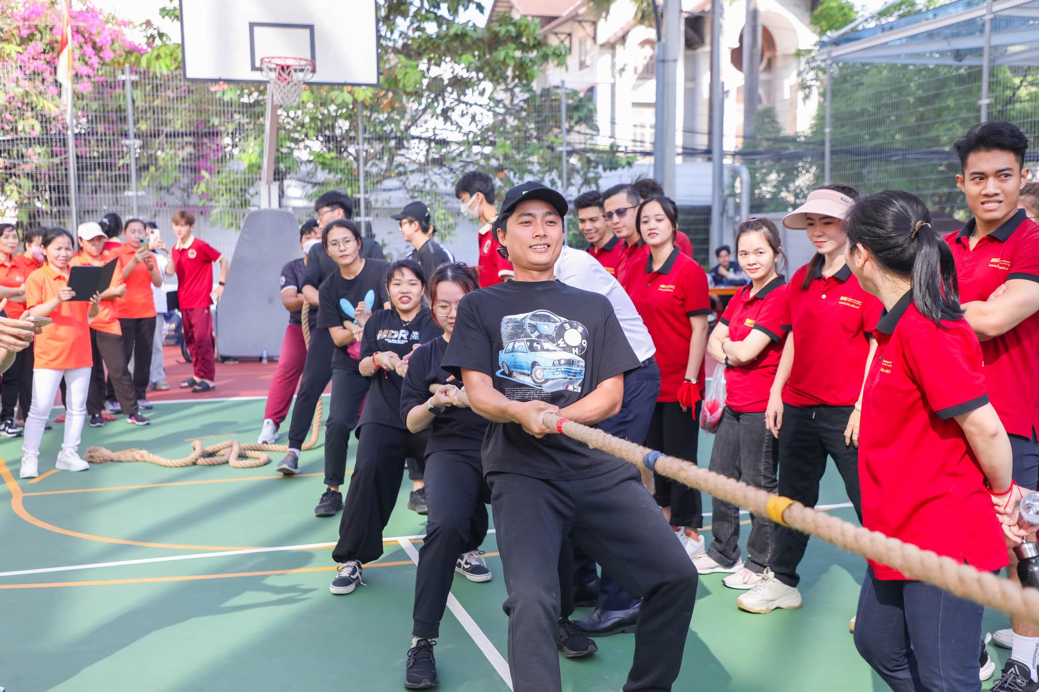 SIU’s Day 2023: Ngày hội tri ân thầy cô đậm dấu ấn gắn kết