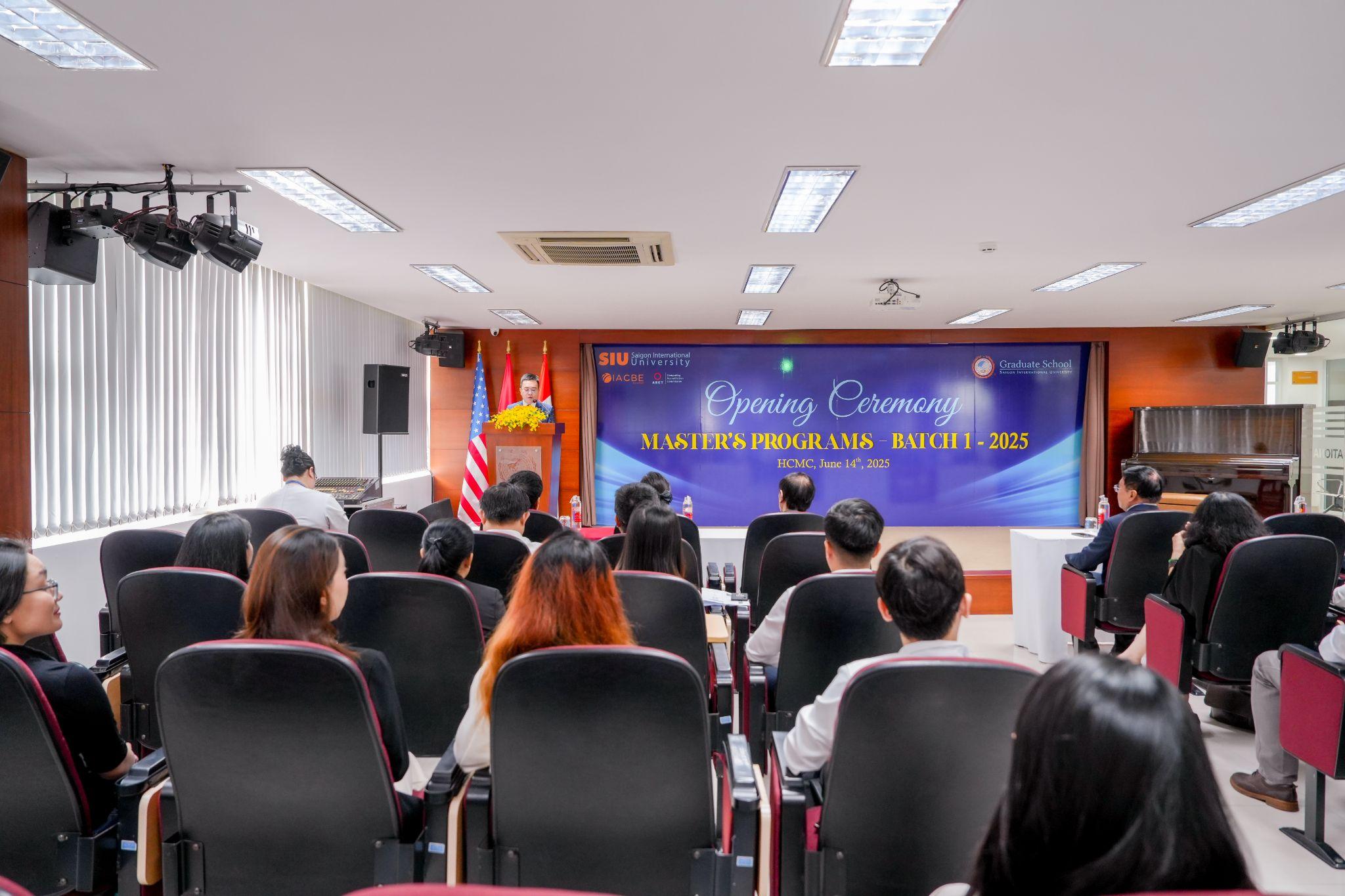 Lễ khai giảng khóa đào tạo trình độ thạc sĩ đợt 1 năm 2025” cho mùa tuyển sinh 2025